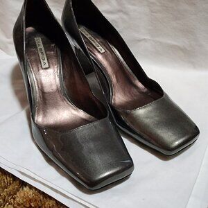 Via Spiga Dark Grey Pumps